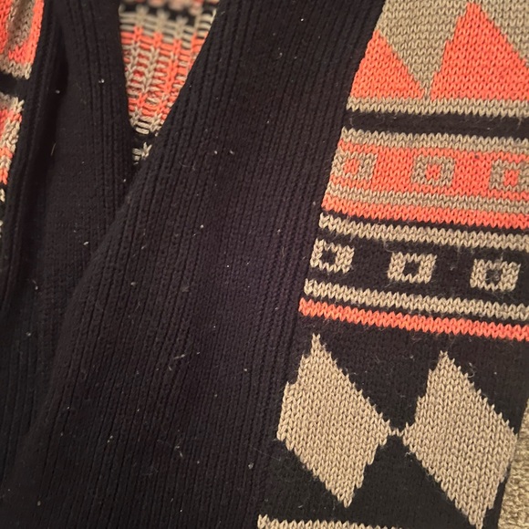 Xhiliration Argyle Sweater - Picture 4 of 4